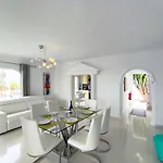 Palacio Galindo ヴィラ アデヘ
