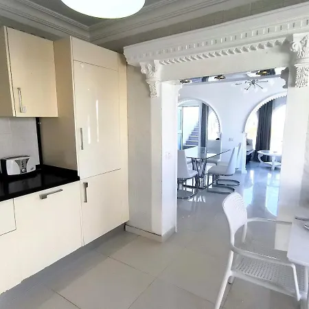 别墅 Palacio Galindo 阿德耶